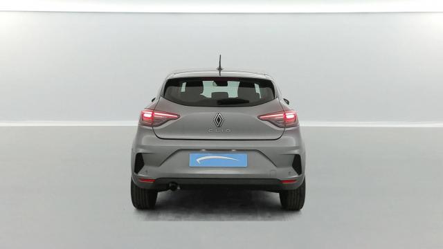 Renault Clio image 8