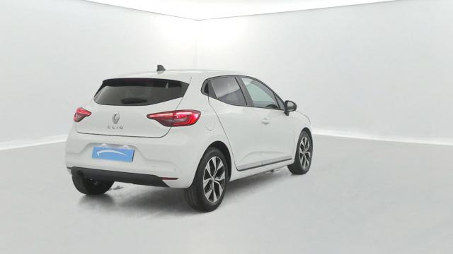 Renault Clio image 8