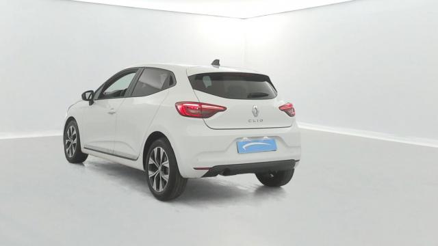 Renault Clio image 8