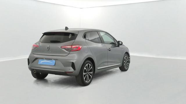 Renault Clio image 6