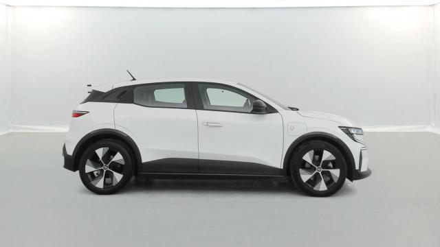 Renault Mégane E-Tech image 9