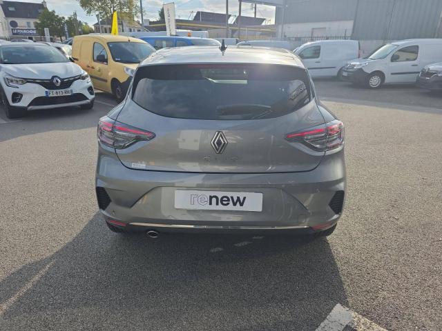 Renault Clio image 6