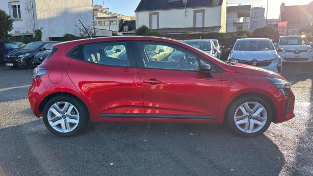 Renault Clio image 6