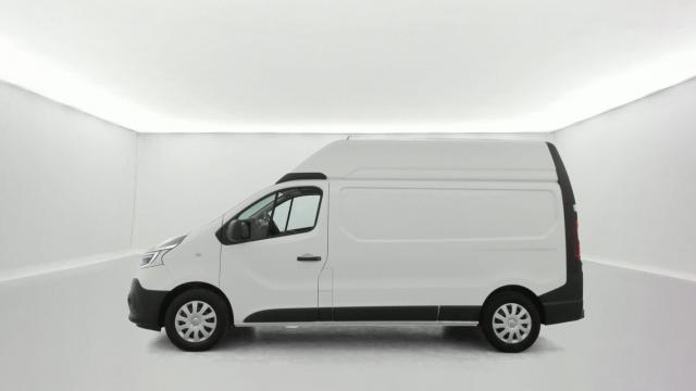 Renault Trafic image 1