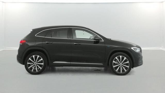 Mercedes Benz Gla image 6