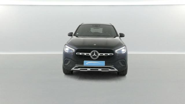 Mercedes Benz Gla image 8