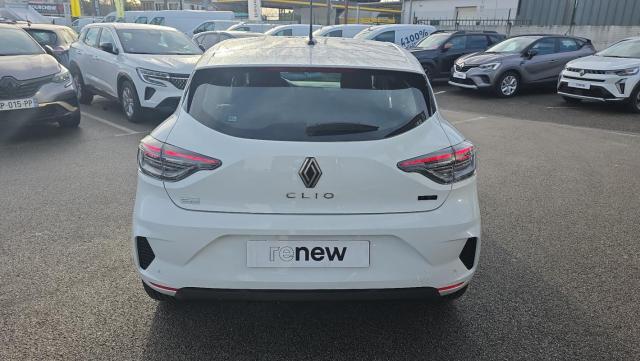 Renault Clio image 9