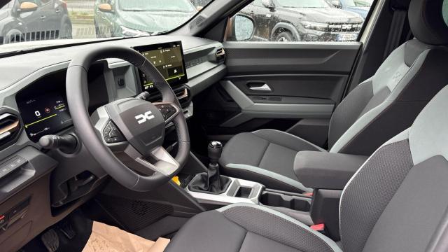 Dacia Duster image 4