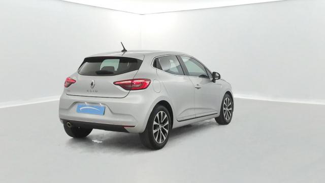 Renault Clio image 9