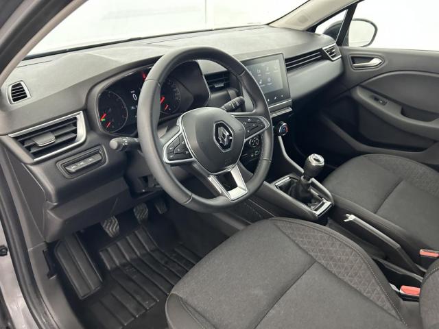 Renault Clio image 8