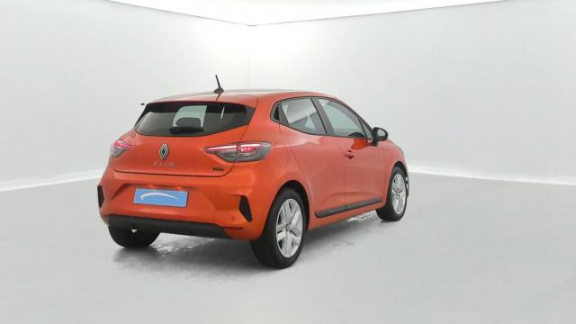Renault Clio image 8