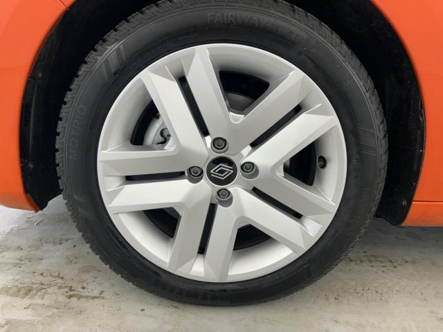 Renault Clio image 4