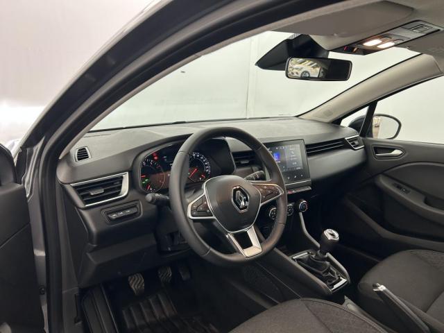 Renault Clio image 1