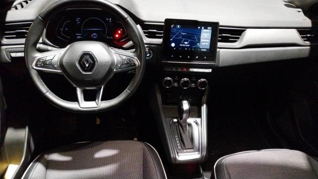 Renault Captur image 2