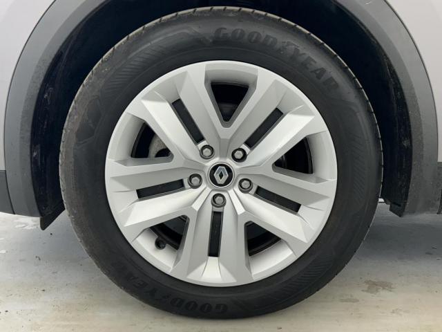 Renault Captur image 1