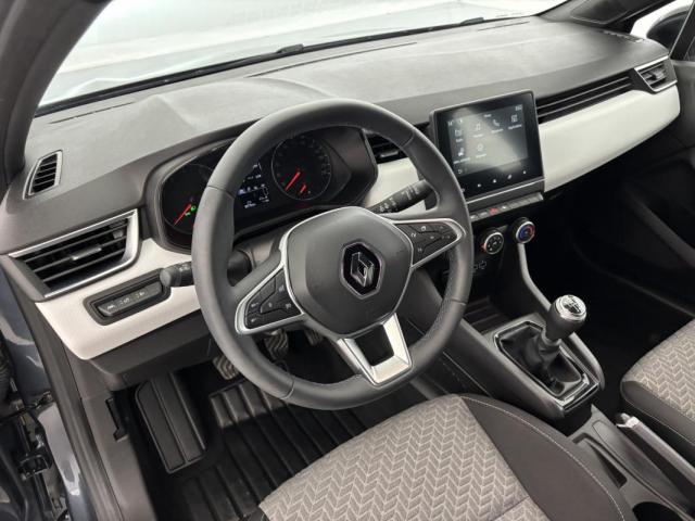 Renault Clio image 2