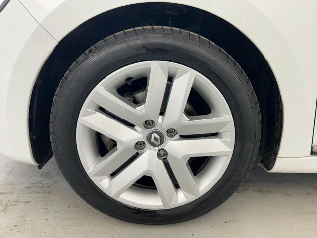 Renault Clio image 6