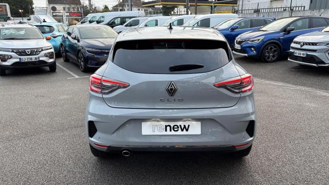 Renault Clio image 9