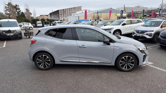 Renault Clio image 8