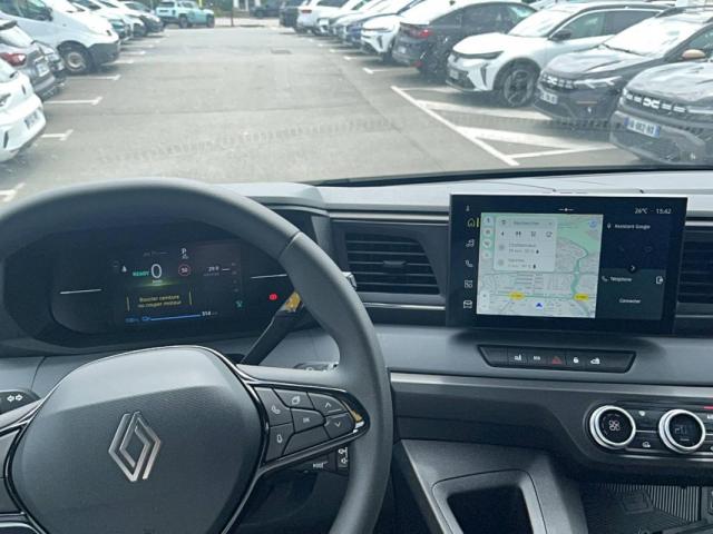 Renault Master image 7