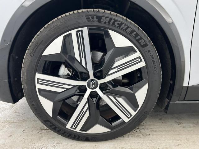 Renault Mégane E-Tech image 6