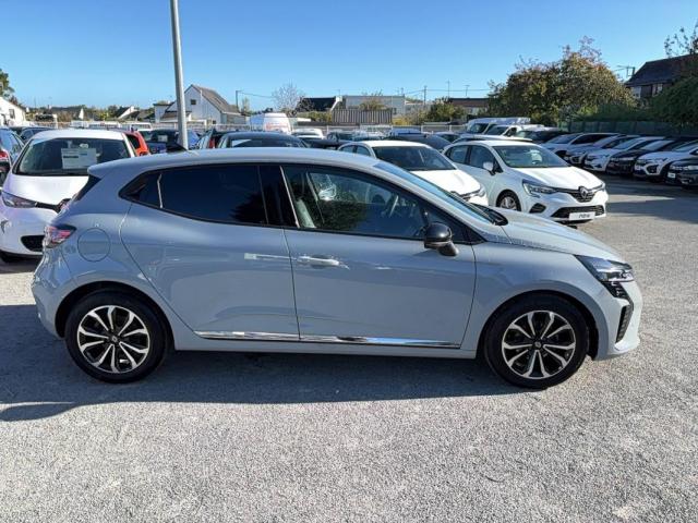 Renault Clio image 6