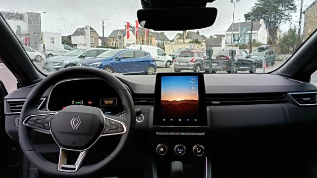 Renault Clio image 8