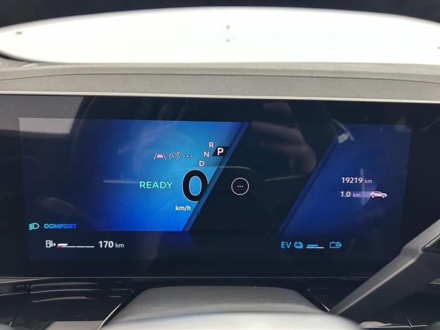 Renault Austral image 8