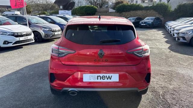 Renault Clio image 1