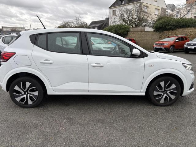 Dacia Sandero image 8