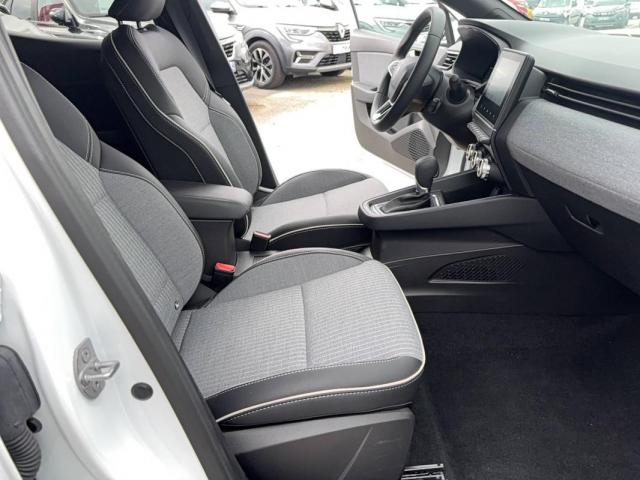 Renault Clio image 6