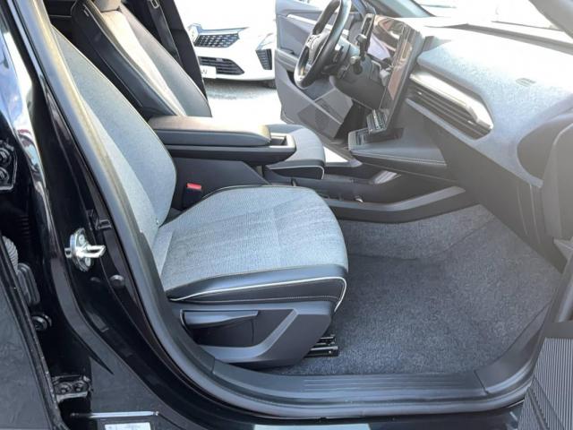 Renault Mégane E-Tech image 4