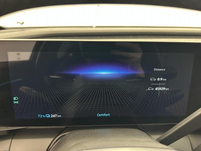 Renault Mégane E-Tech image 4