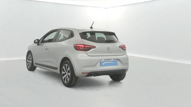 Renault Clio image 8