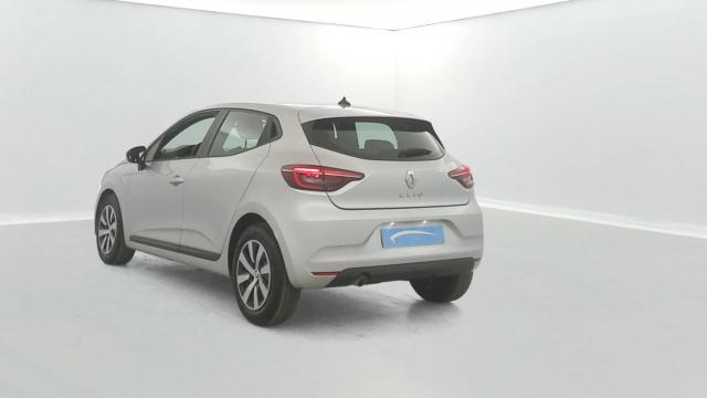 Renault Clio image 6
