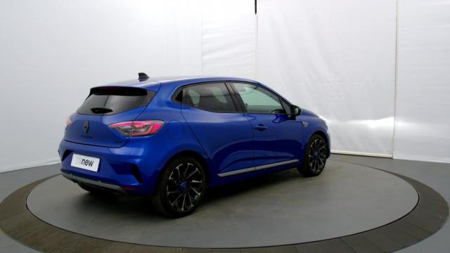 Renault Clio image 8