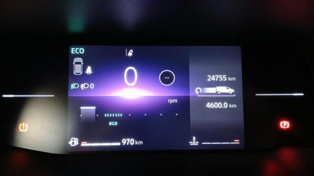 Renault Trafic image 2