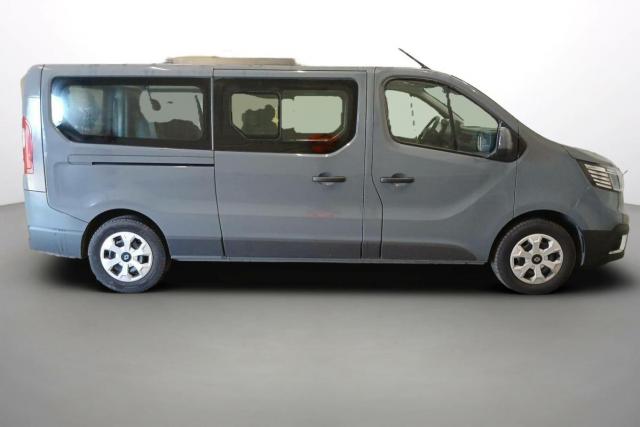 Renault Trafic image 1