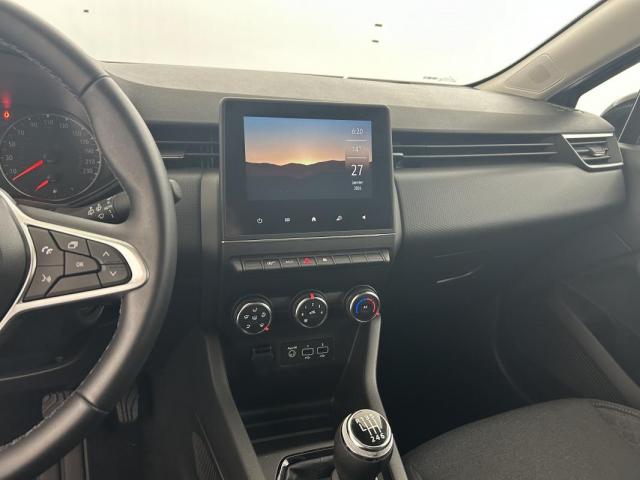 Renault Clio image 8