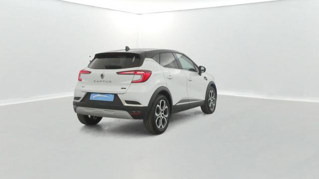 Renault Captur image 2