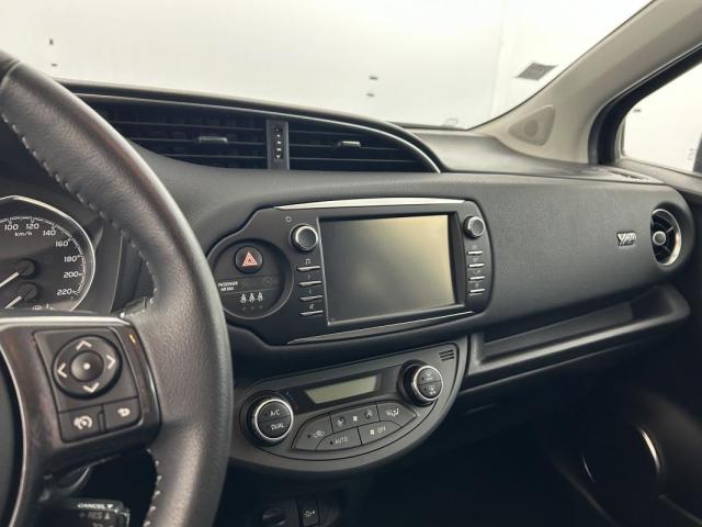 Toyota Yaris image 2