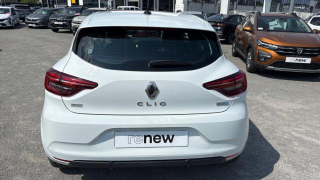 Renault Clio image 2