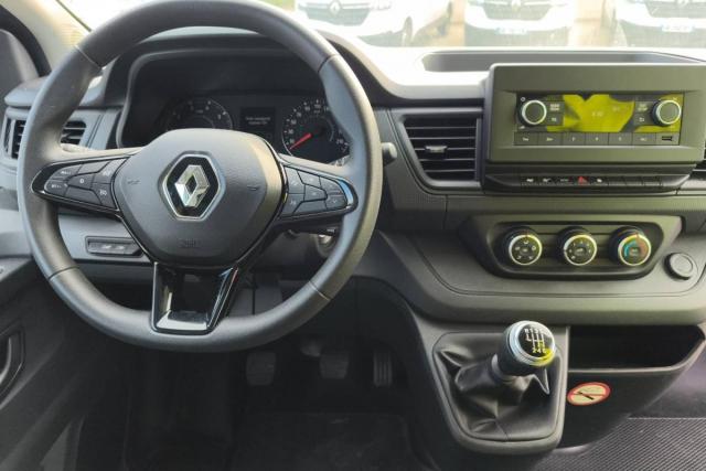 Renault Trafic image 7
