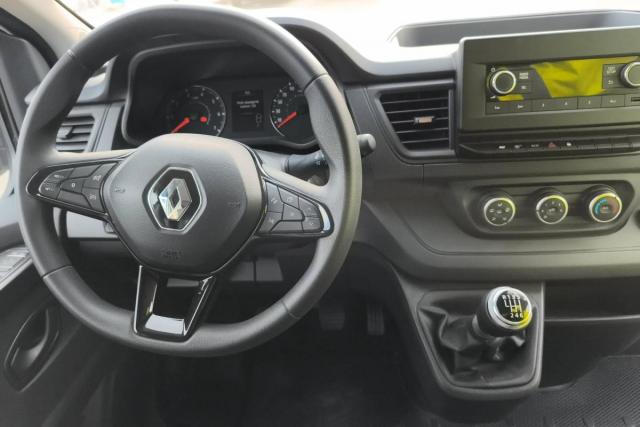 Renault Trafic image 3