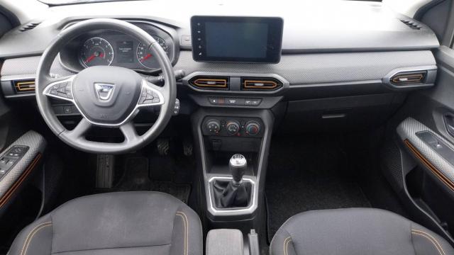 Dacia Sandero image 3