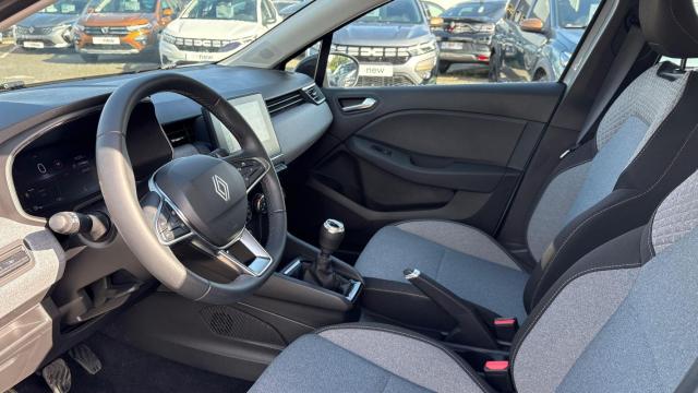 Renault Clio image 2