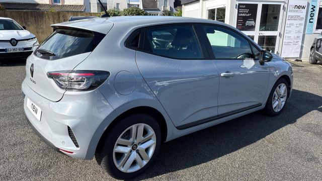 Renault Clio image 6