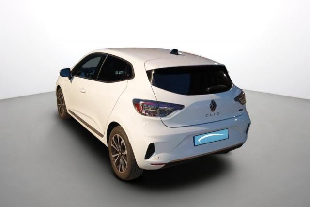 Renault Clio image 8