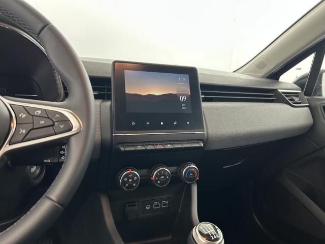 Renault Clio image 1