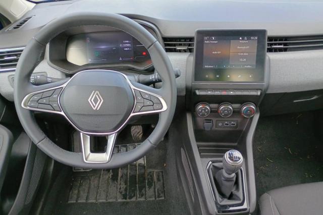 Renault Clio image 1